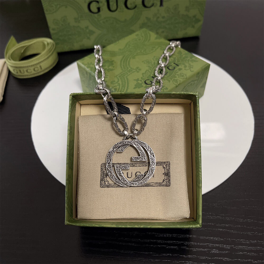 Gvc*1 NECKLACE