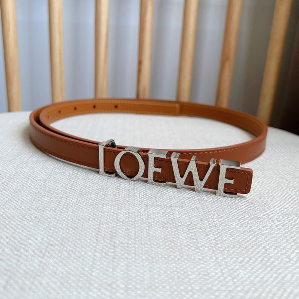 L0ew* belt in smooth calfskin 15mm