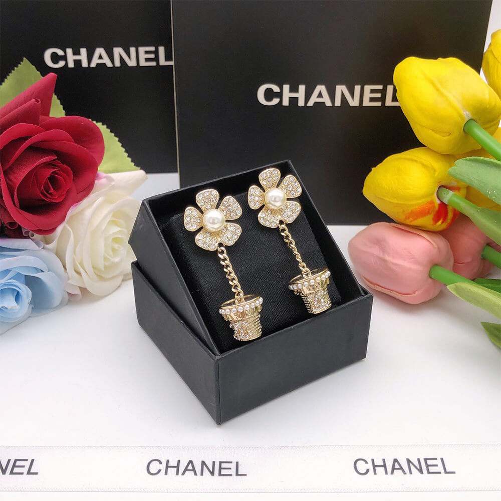 Ch**el D1am0nd EARRINGS