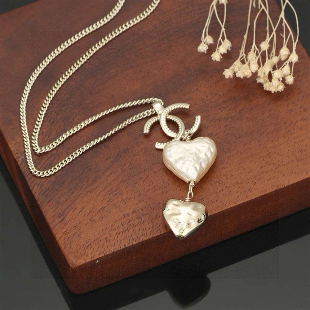 Ch**el NECKLACE