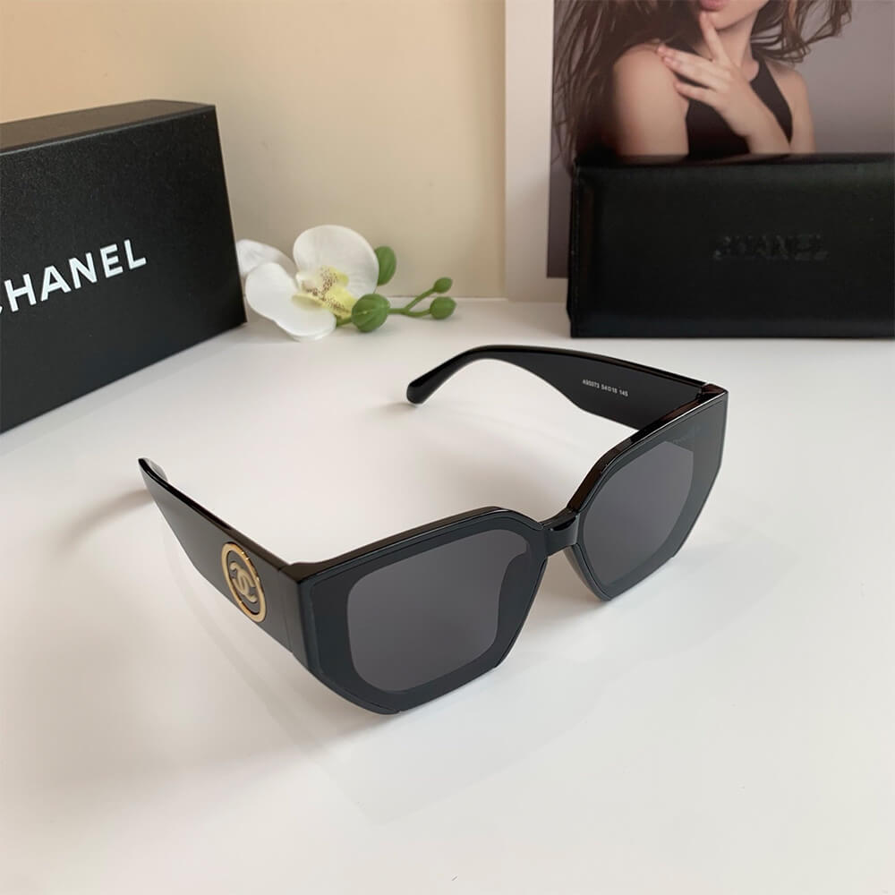 Ch**el SUNGLASSES