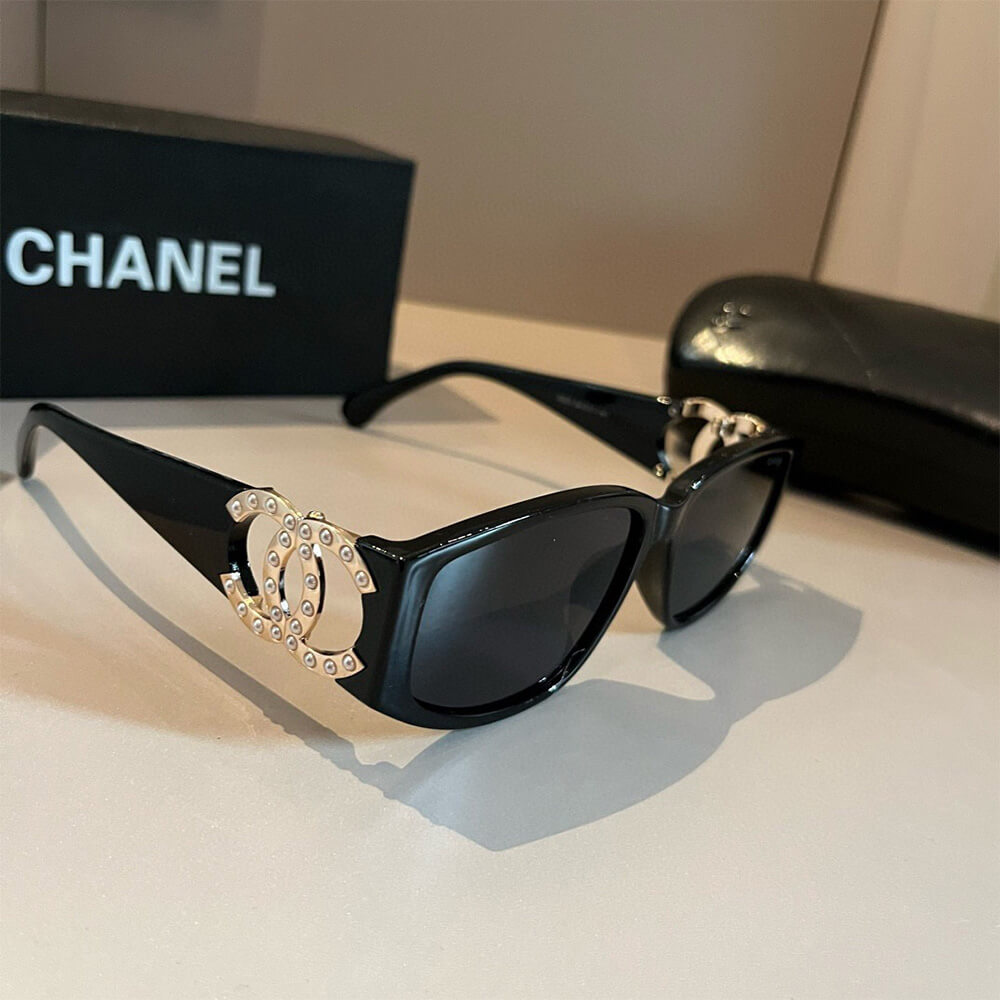 Ch**el SUNGLASSES