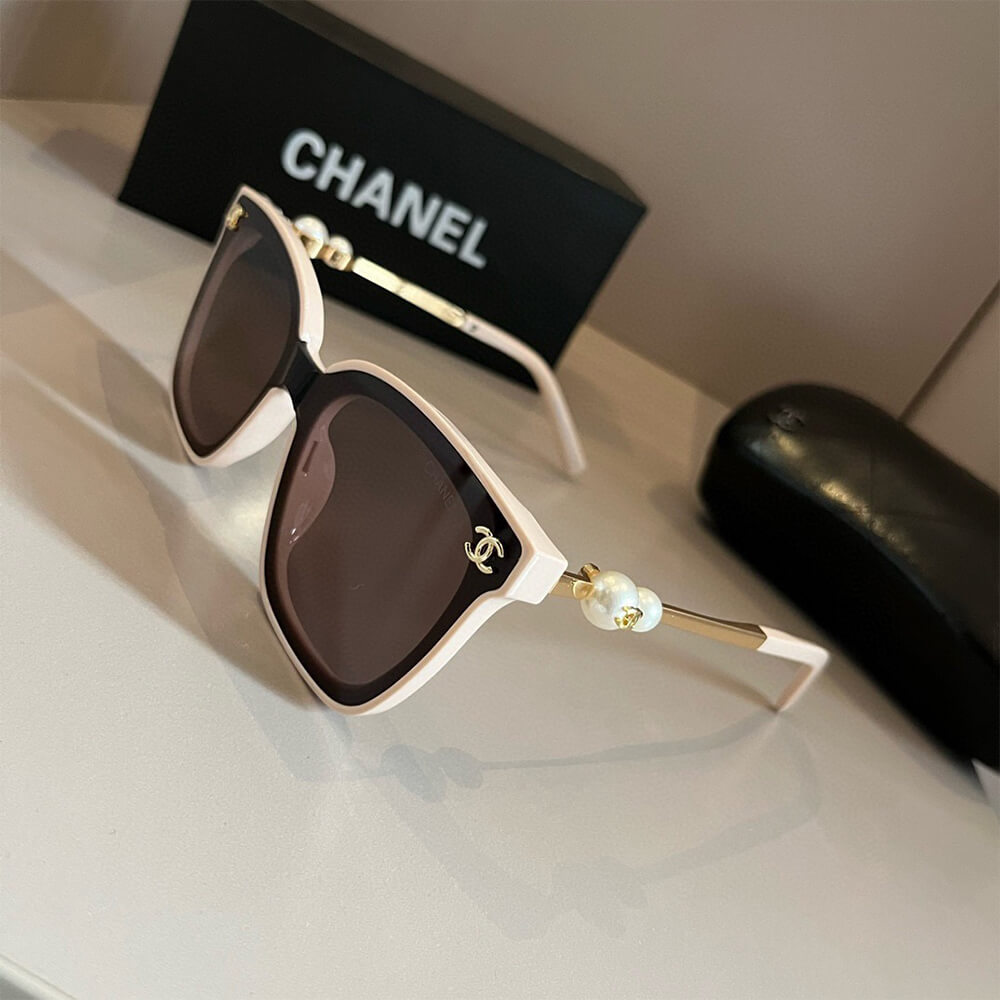 Ch**el SUNGLASSES