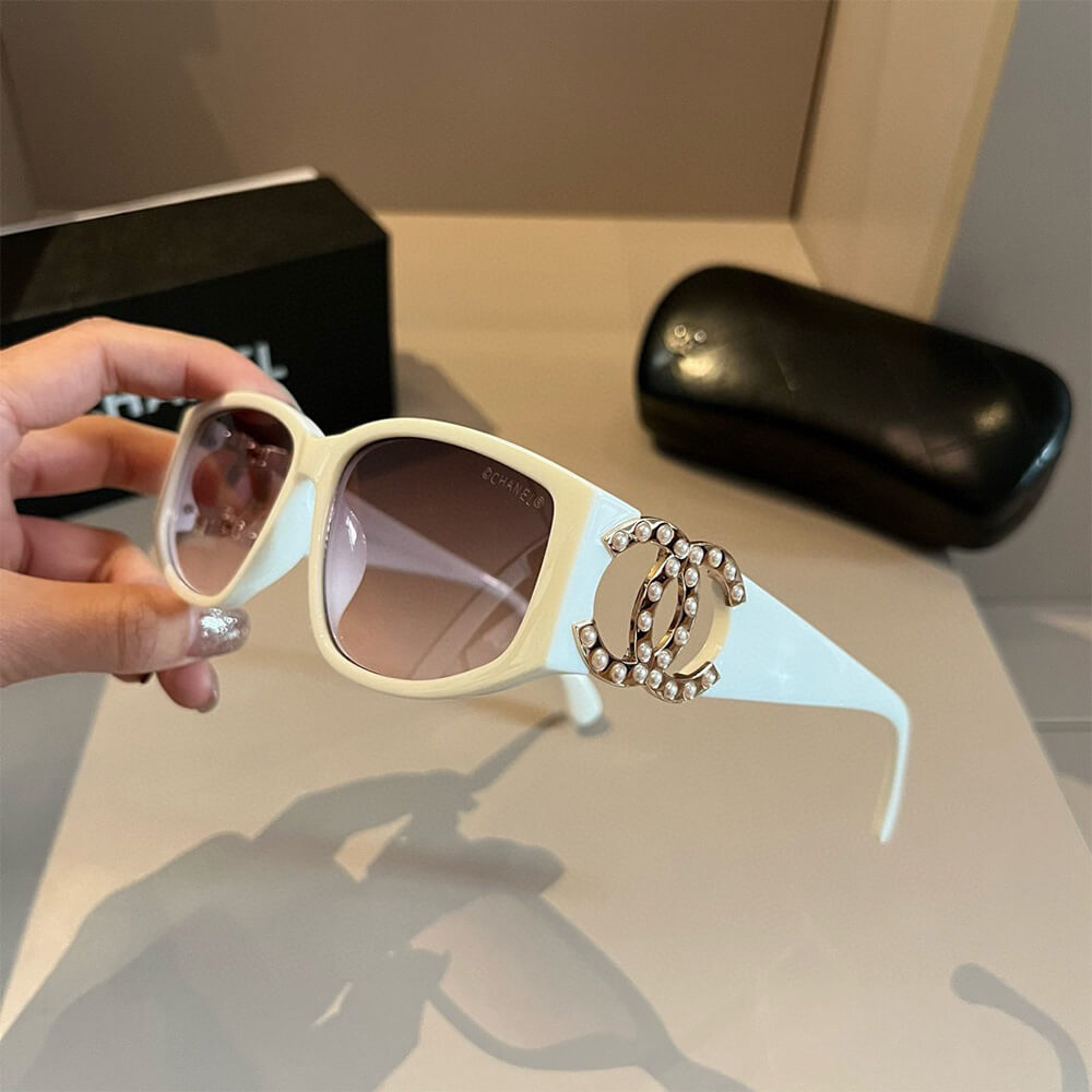 Ch**el SUNGLASSES