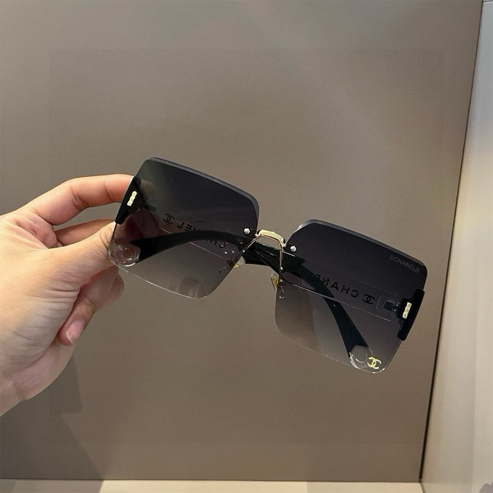 Ch**el SUNGLASSES