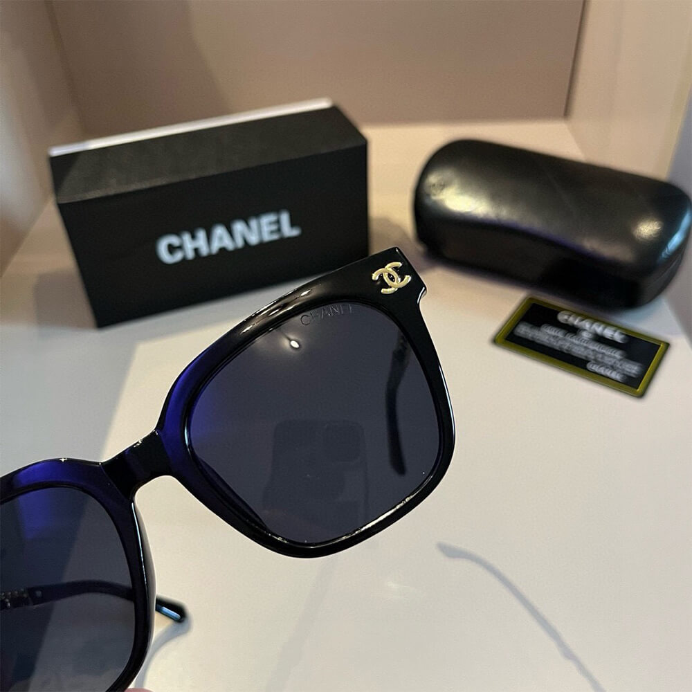 Ch**el SUNGLASSES