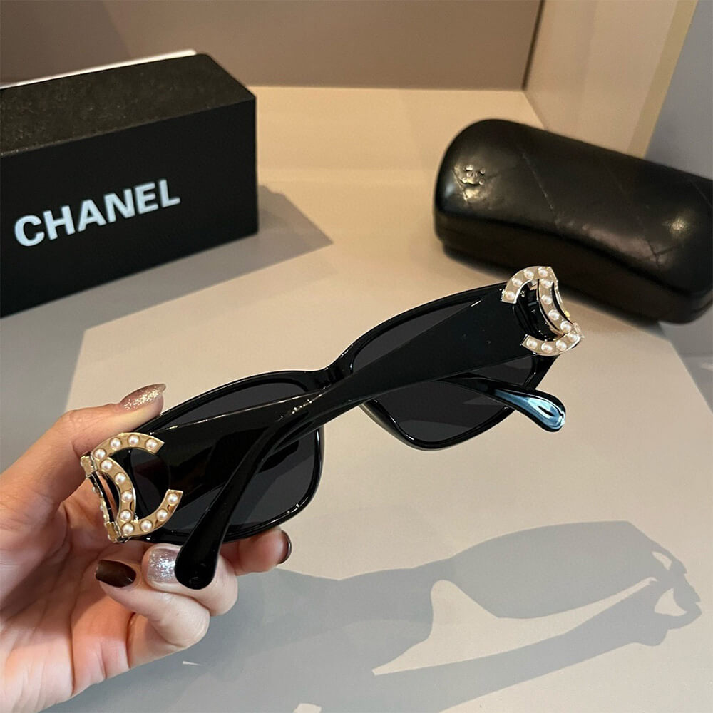 Ch**el SUNGLASSES