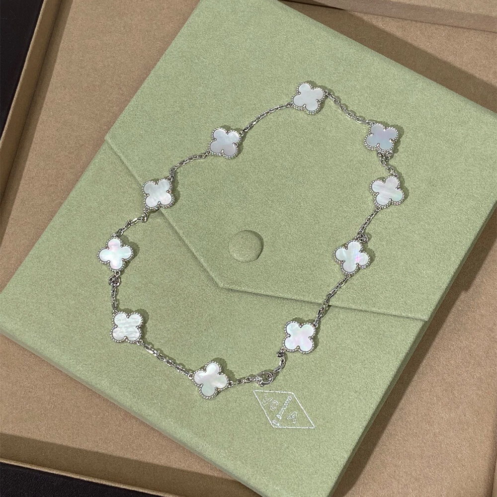 V*n Cl**f & Arpels Necklace