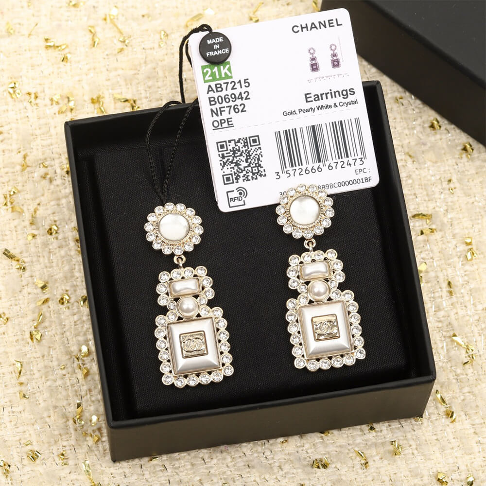 Ch**el D1am0nd EARRINGS