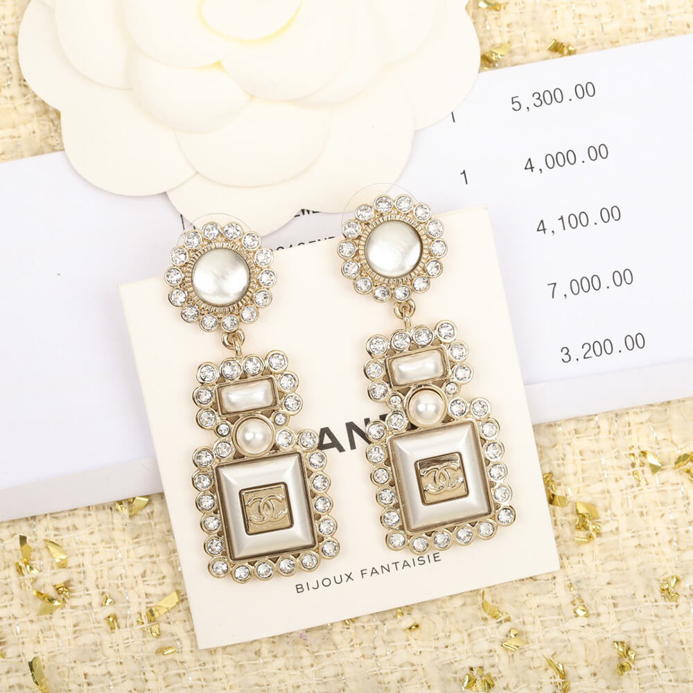 Ch**el D1am0nd EARRINGS