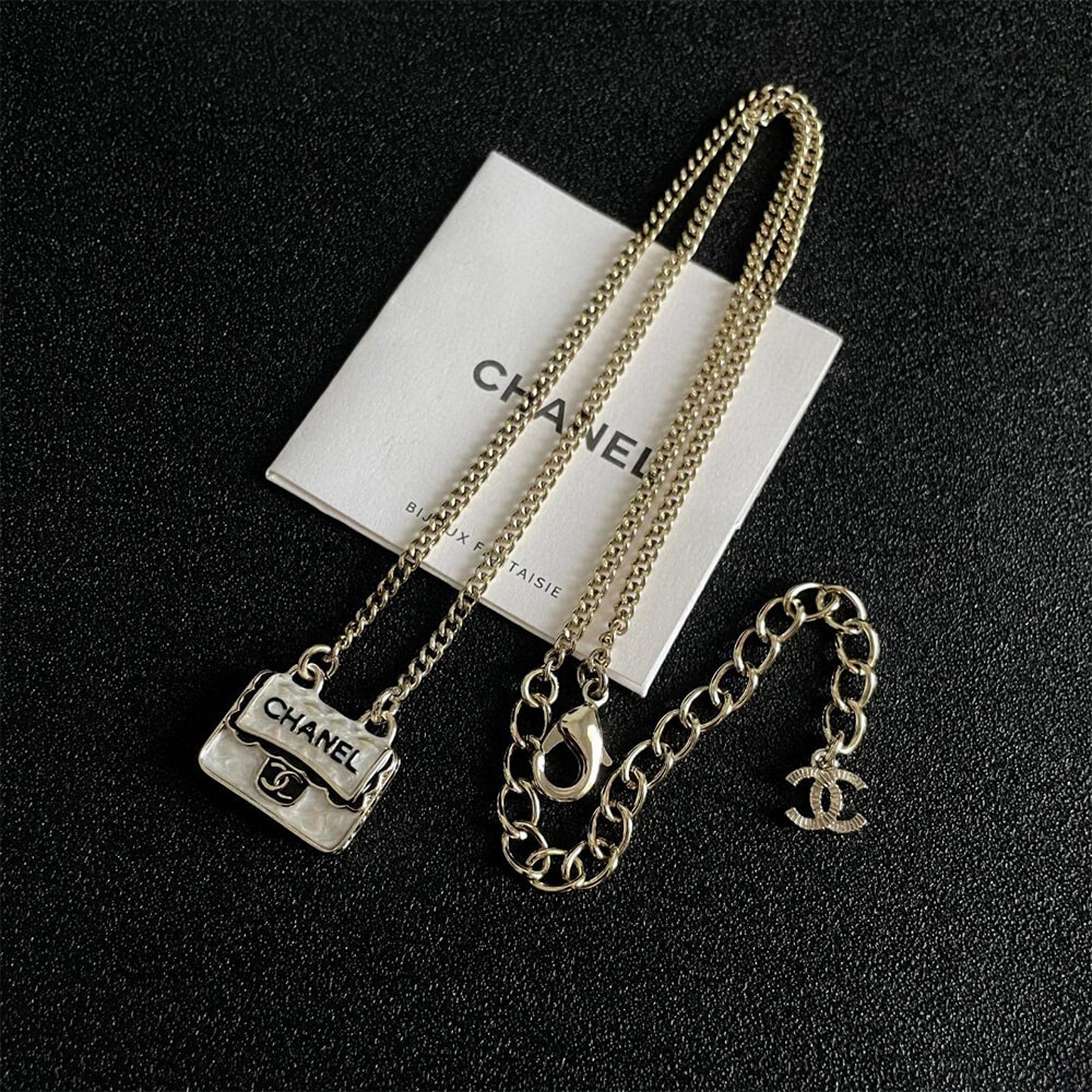 Ch**el Necklace