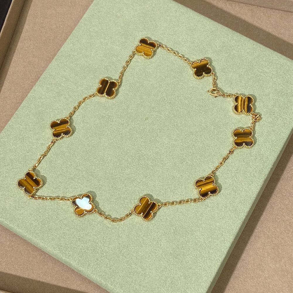 V*n Cl**f & Arpels Necklace