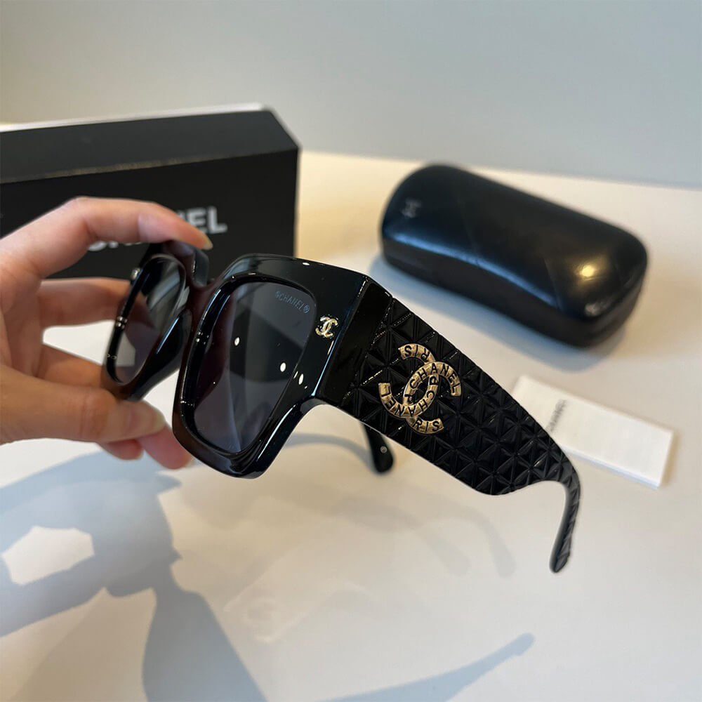 Ch**el SUNGLASSES