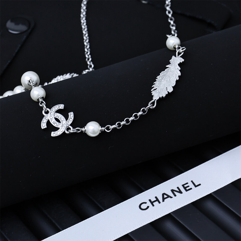 Ch**el Necklace