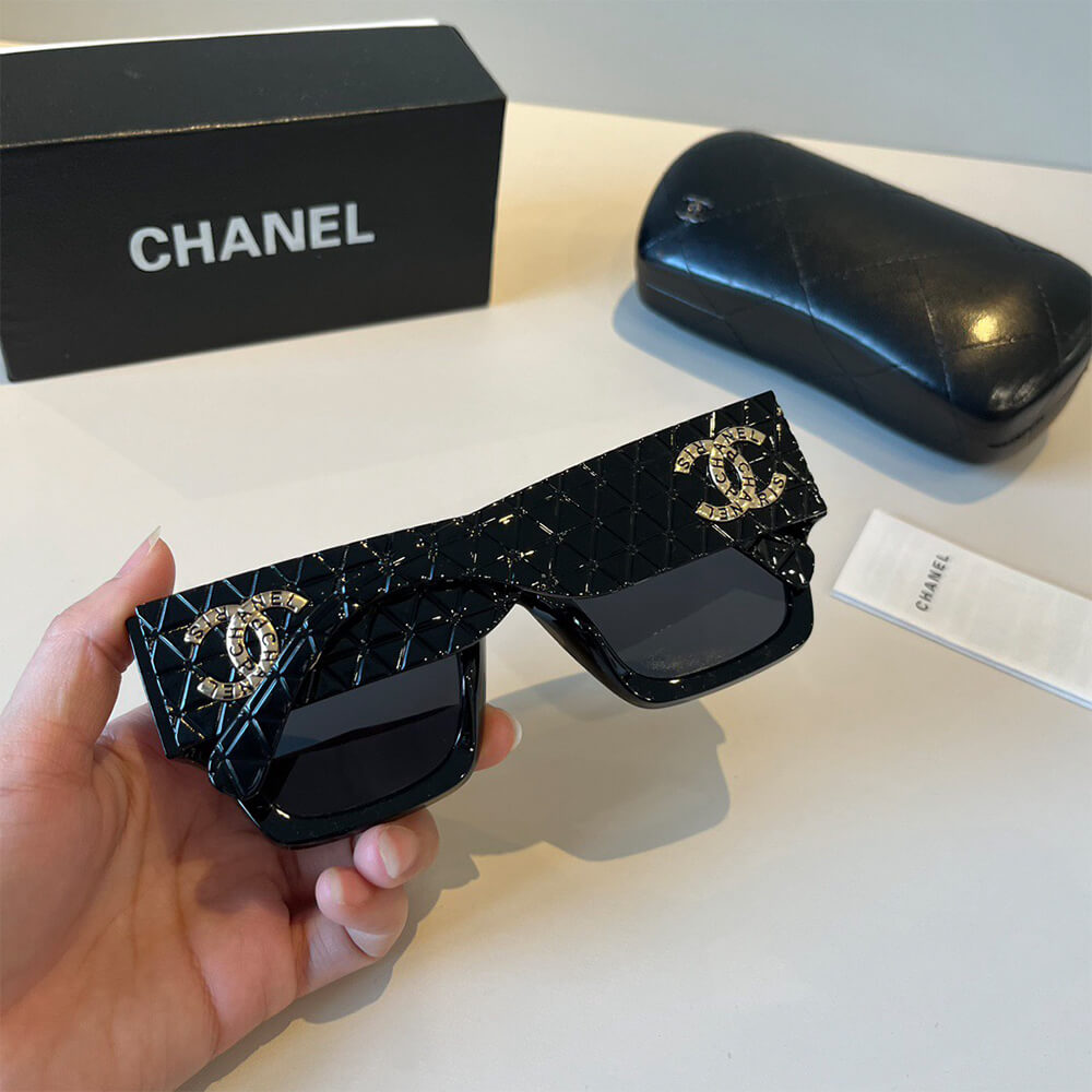 Ch**el SUNGLASSES