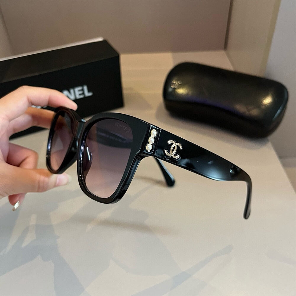 Ch**el SUNGLASSES