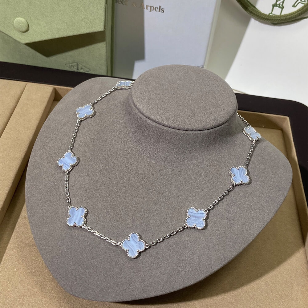 V*n Cl**f & Arpels Necklace