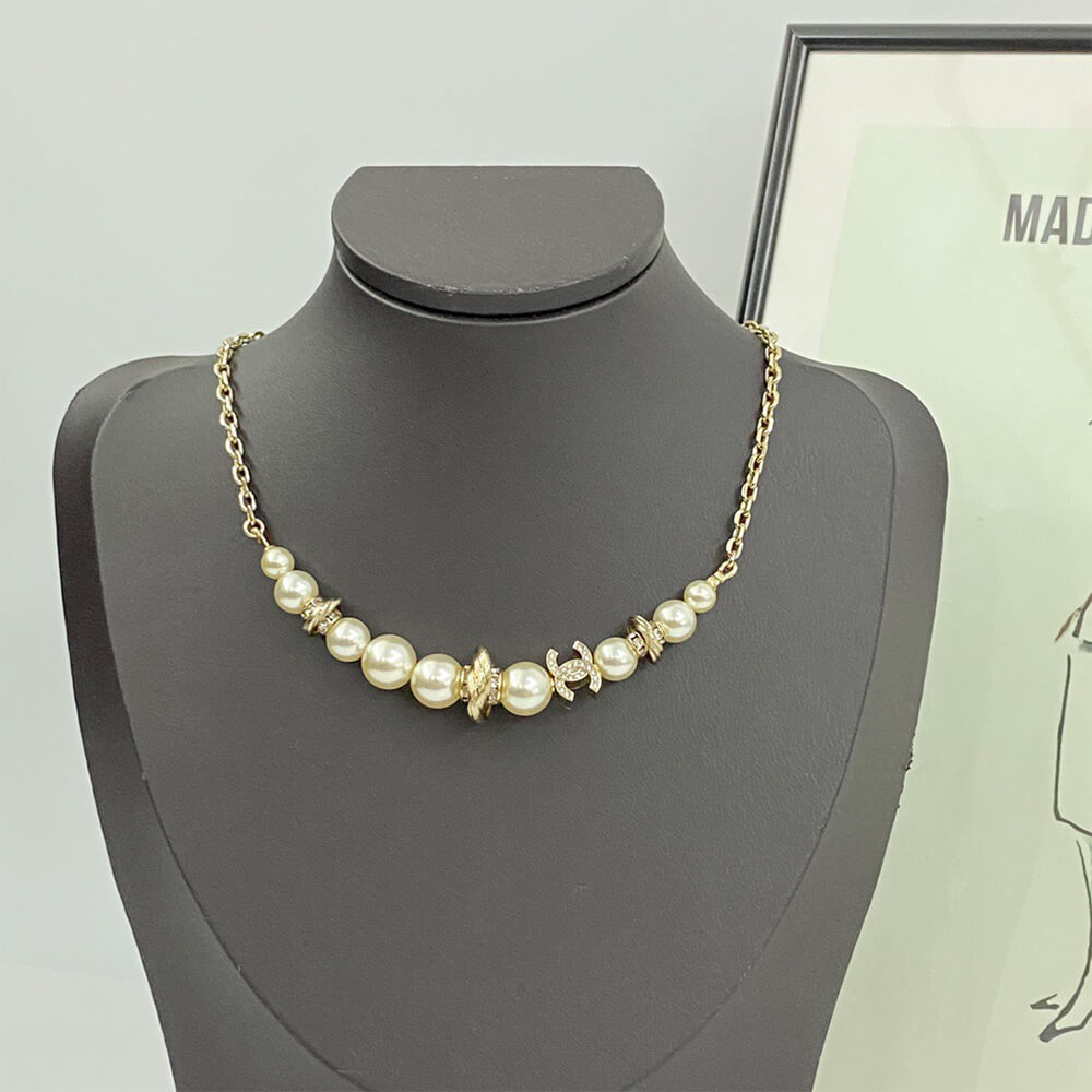 Ch**el Necklace