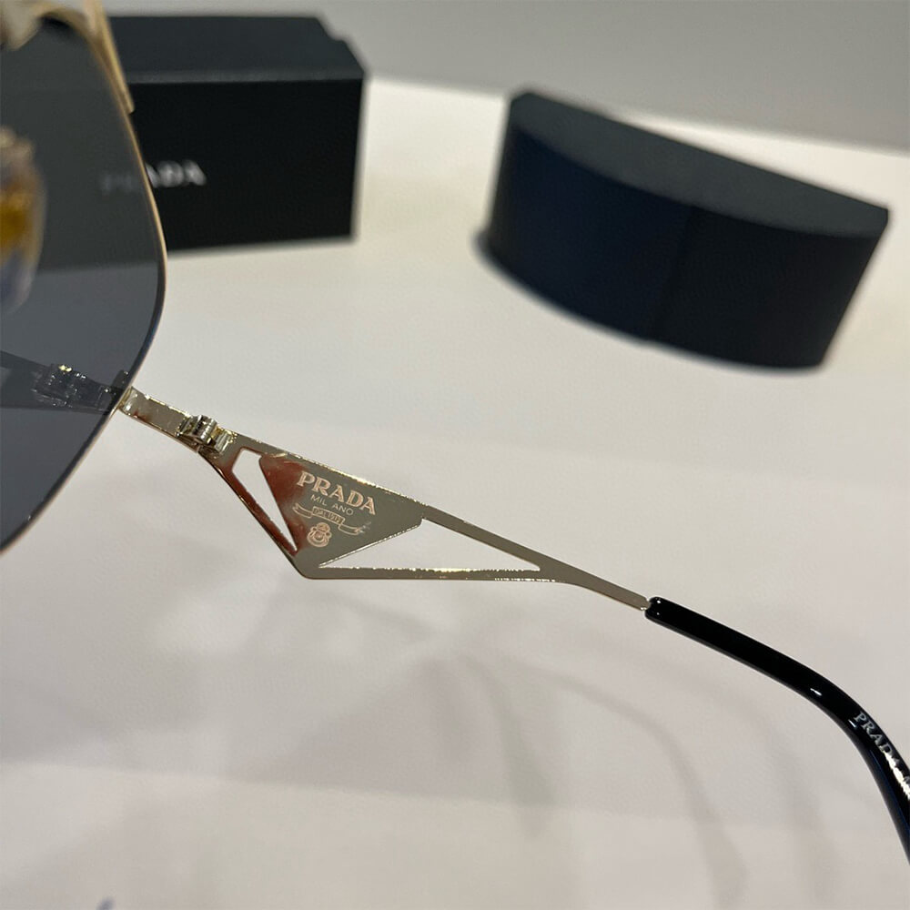 Pra*a SUNGLASSES