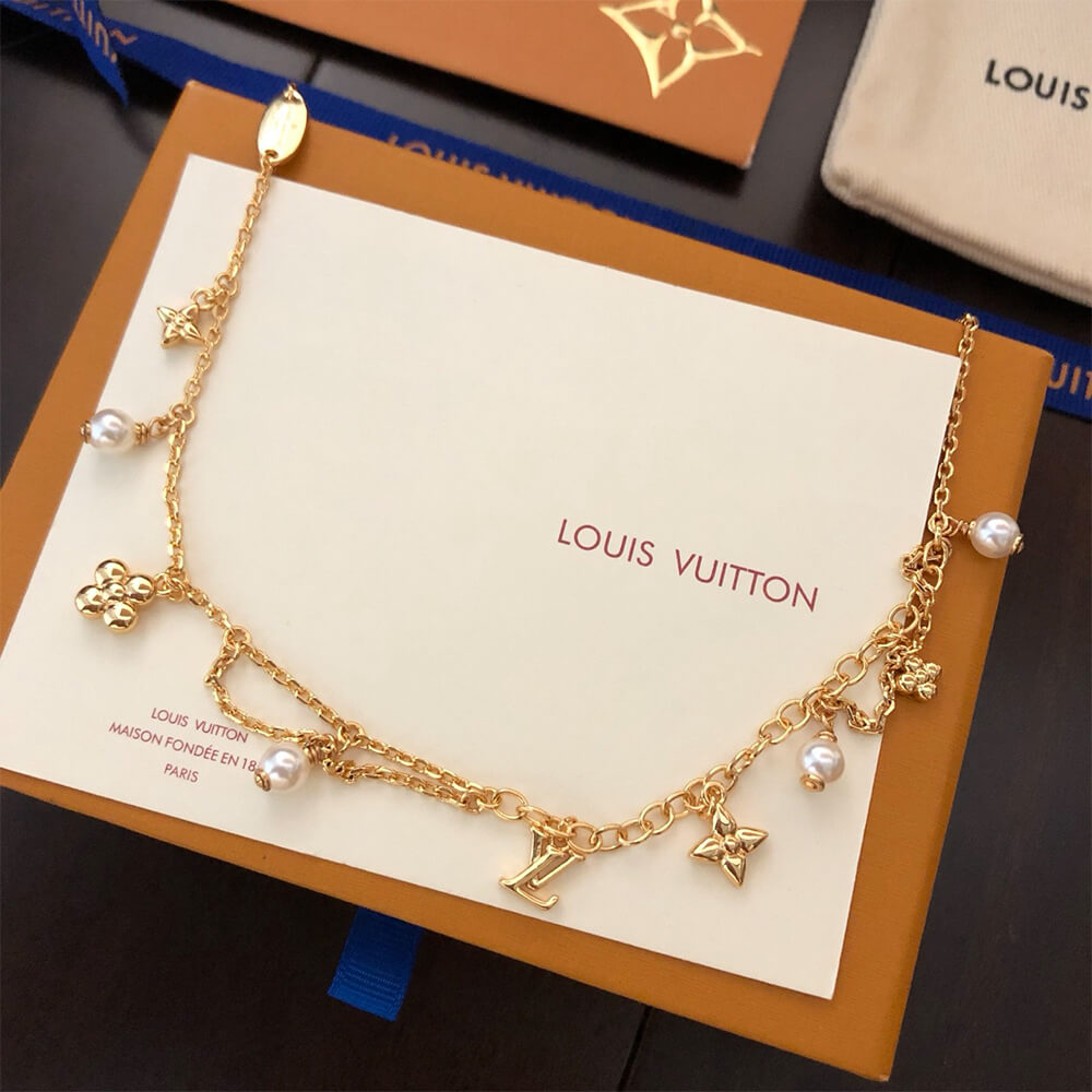 LV Blooming Pearls Necklace