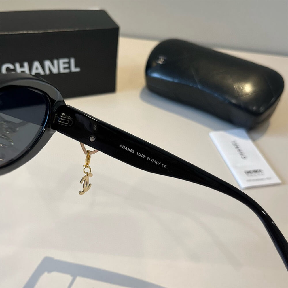 Ch**el SUNGLASSES