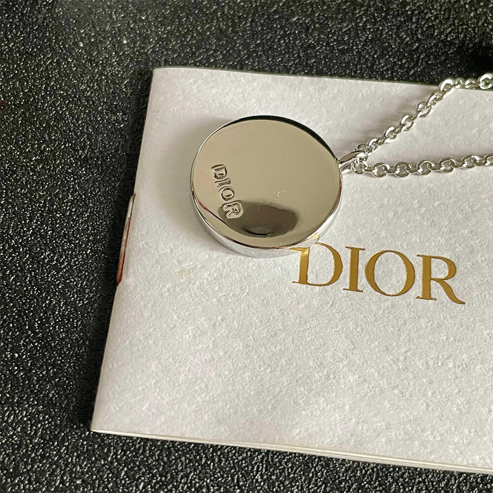 D10r Necklacel