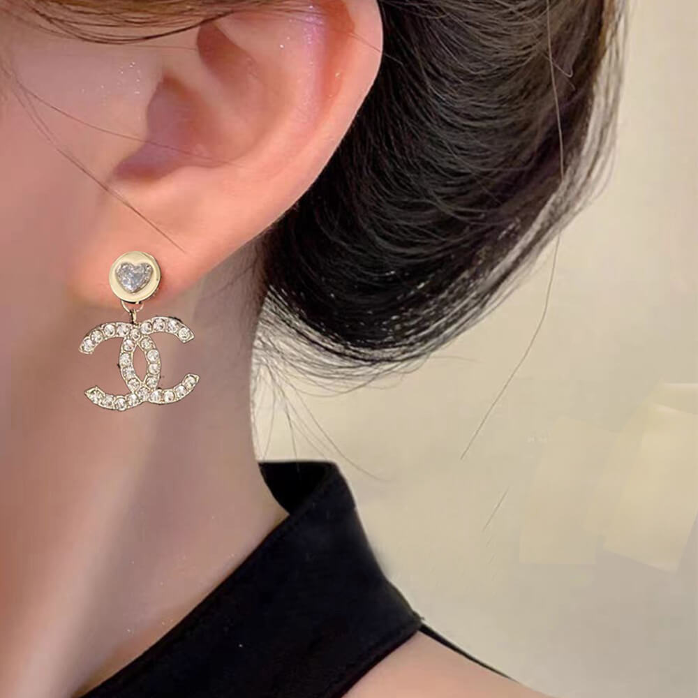 Ch**el D1am0nd EARRINGS