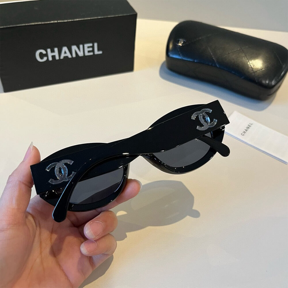 Ch**el SUNGLASSES
