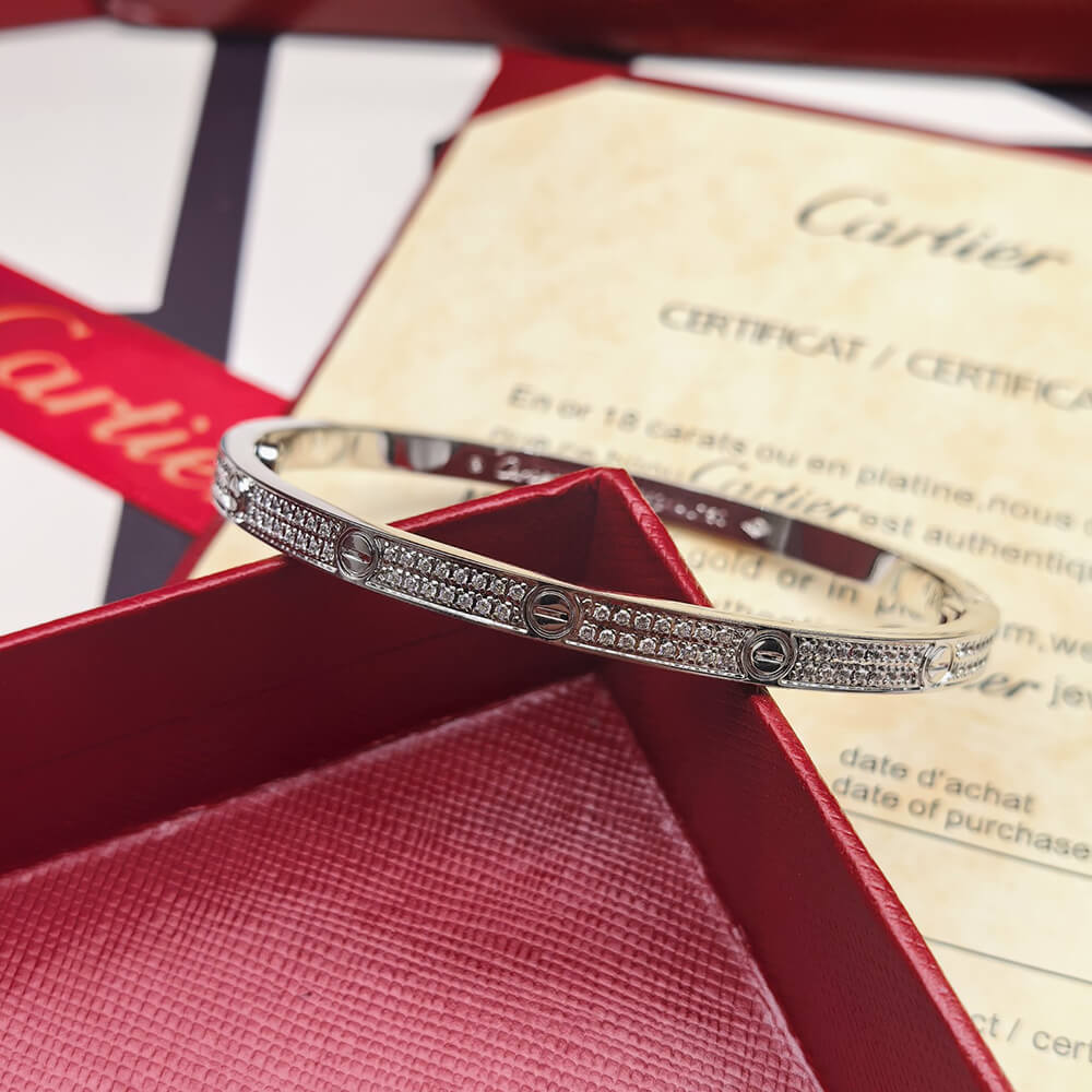 Ca*t1er LOVE bracelet