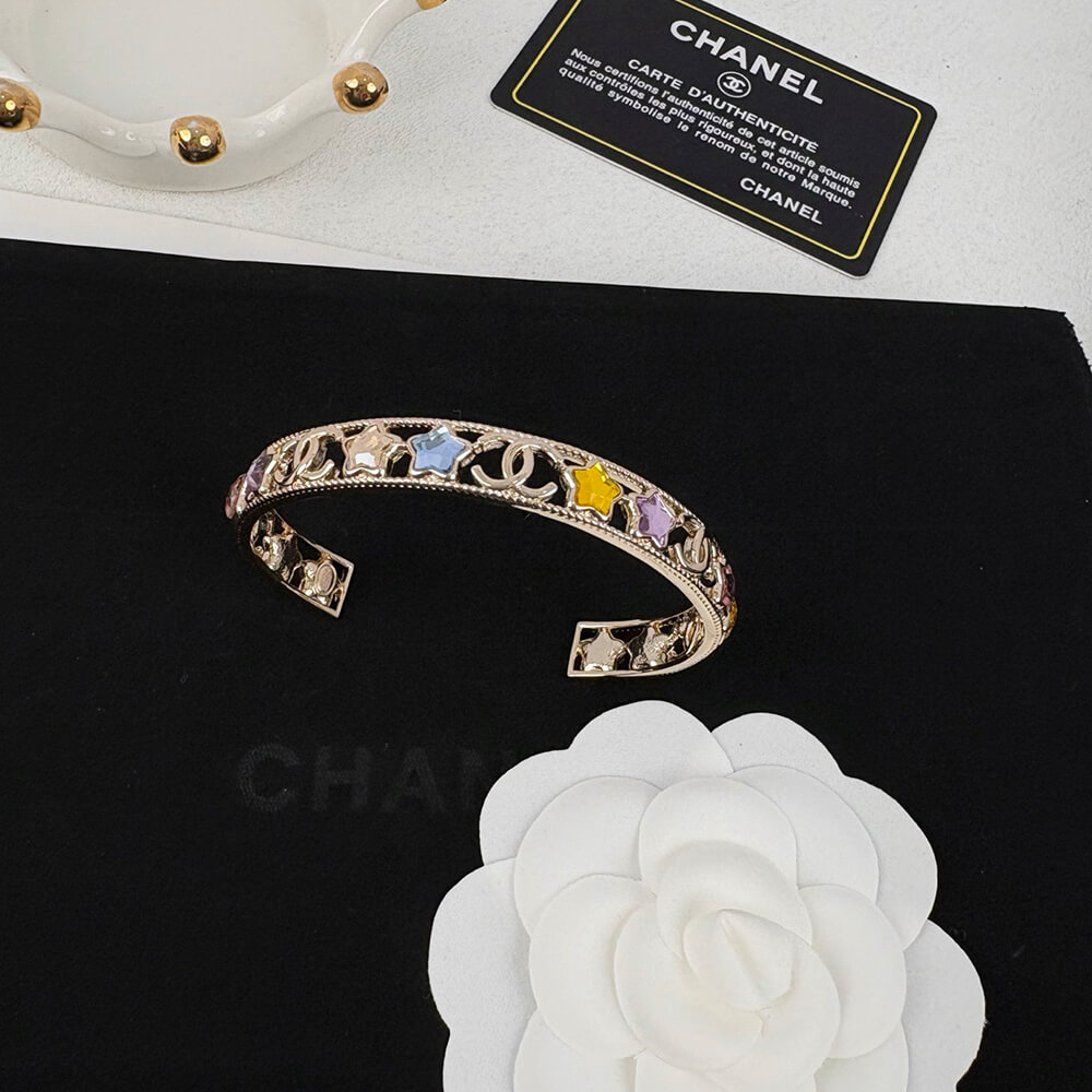 Ch**el bracelet