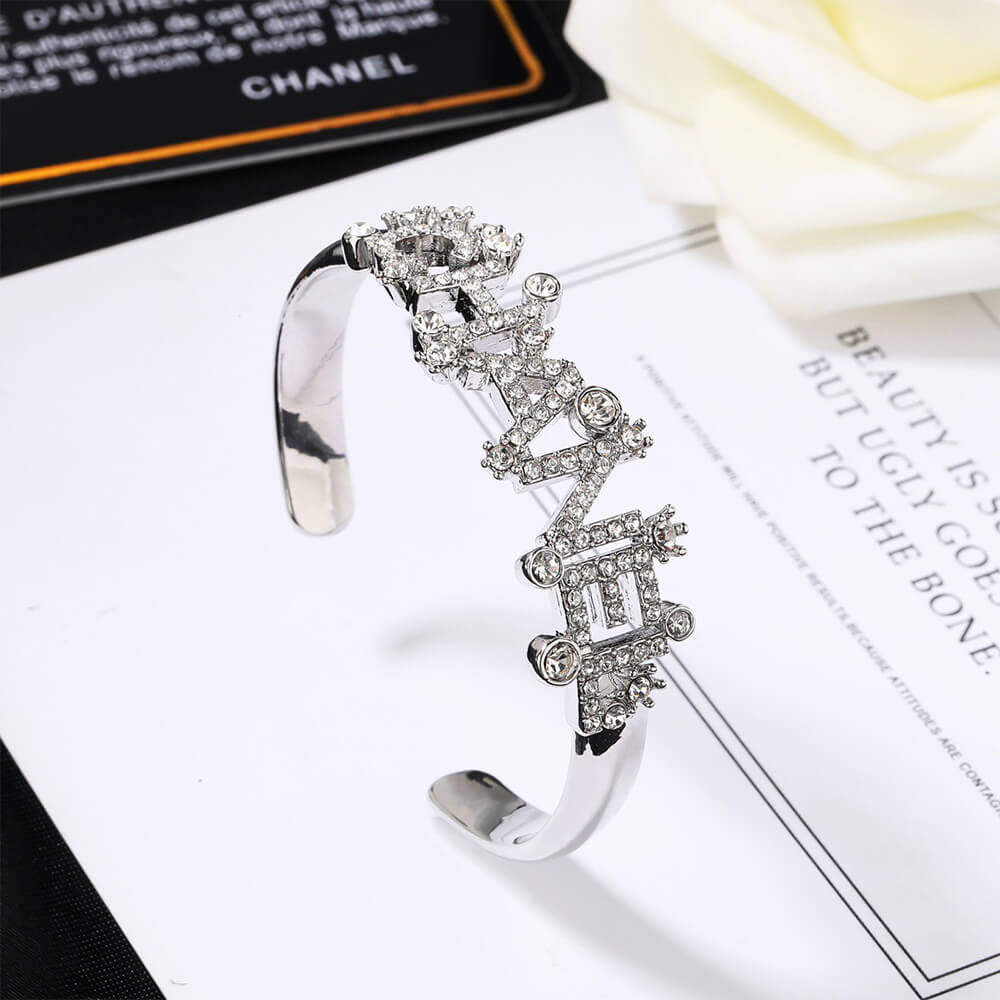 Ch**el bracelet