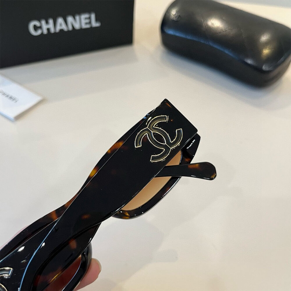 Ch**el SUNGLASSES