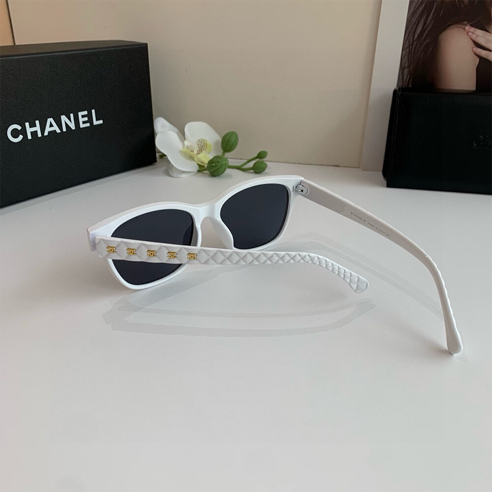 Ch**el SUNGLASSES