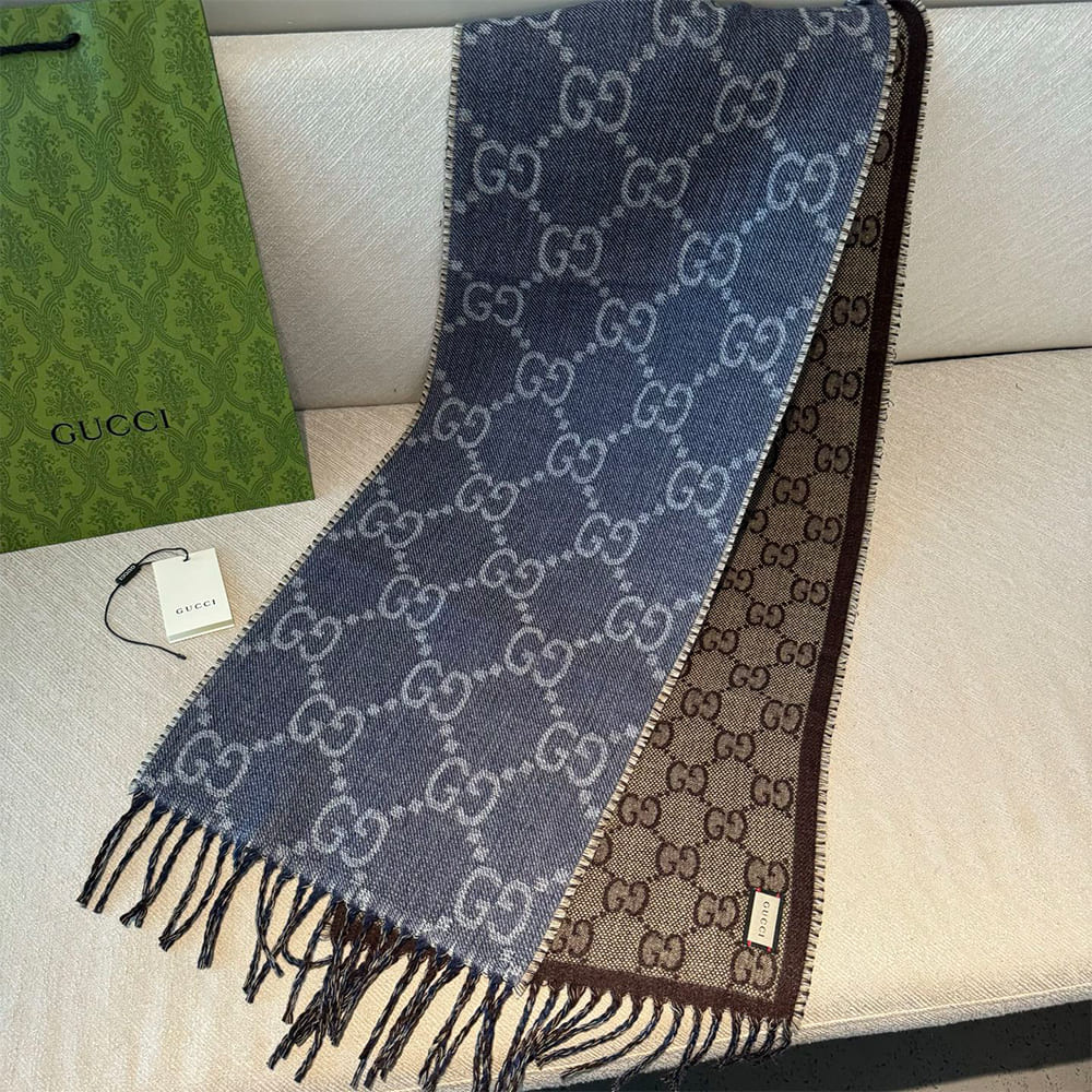 Gv*cl GG jacquard tassel knit scarf