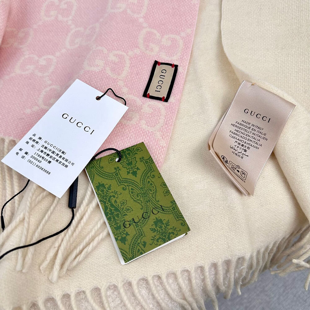 Gv*cl GG cashmere scarf