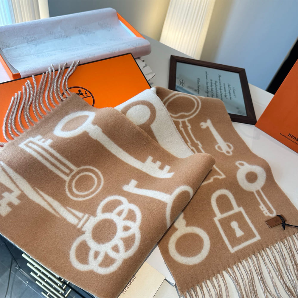 H**me5 Casaque Porte-Clefs Scarf