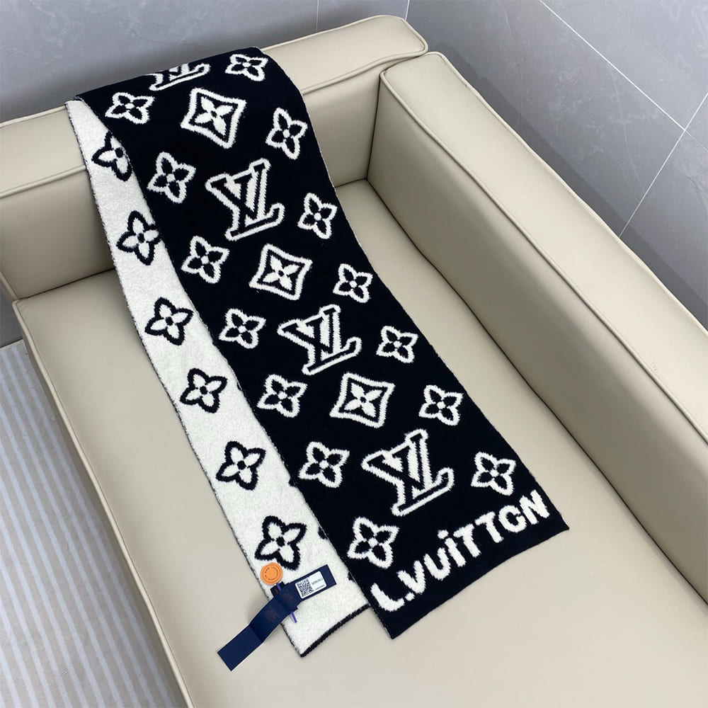 LV Monogram Blast Knitted Scarf