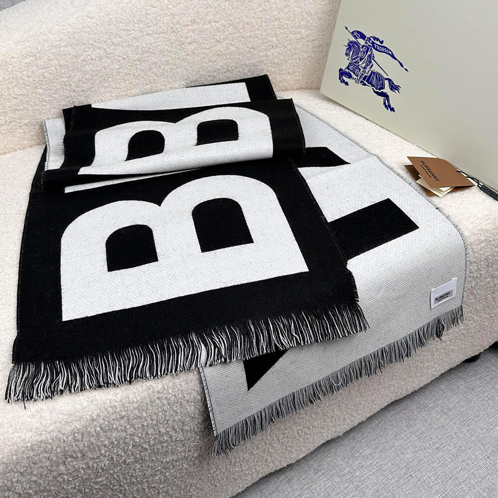 Bv*b*rry Check Cashmere Scarf
