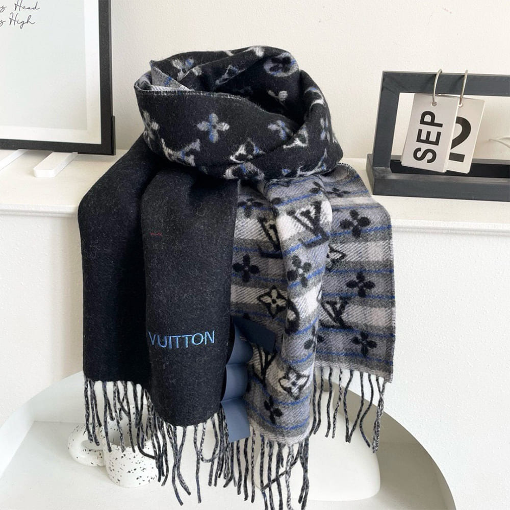 LV Monogram Gradient Tartan City Scarf