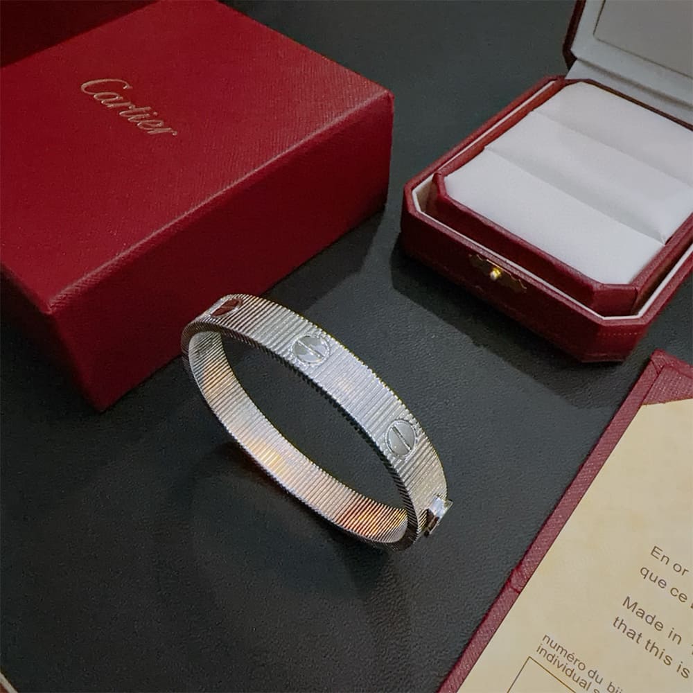 Ca*t1er LOVE Unlimited Bracelet