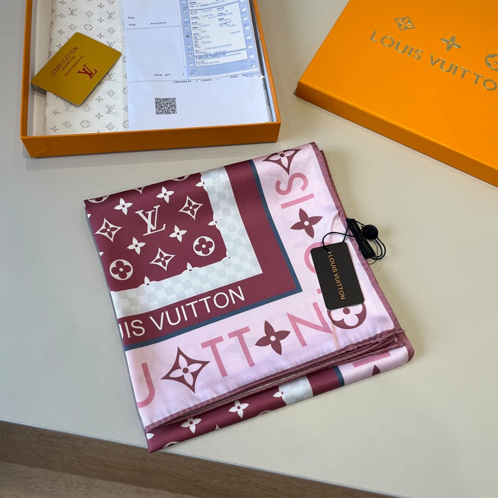 LV Monogram Infinity Square 90