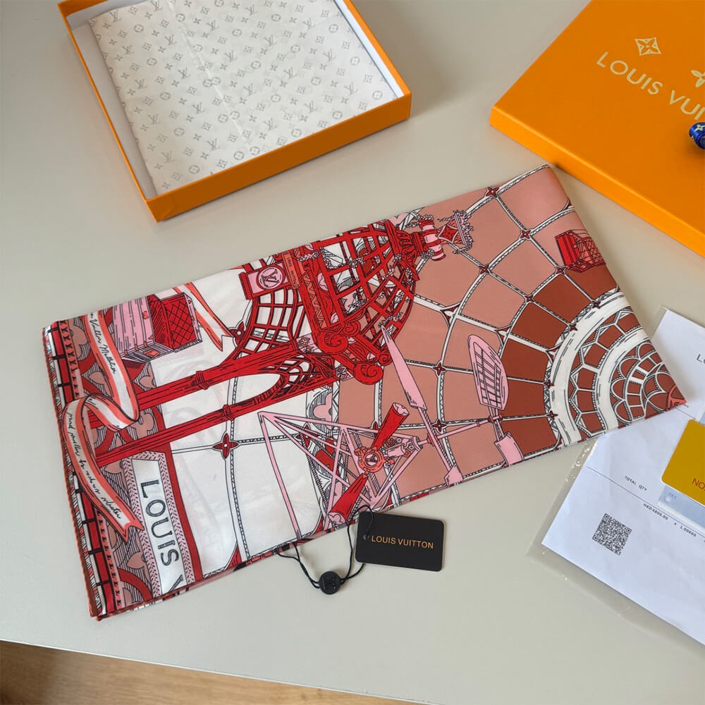 LV Fly Away Square 90