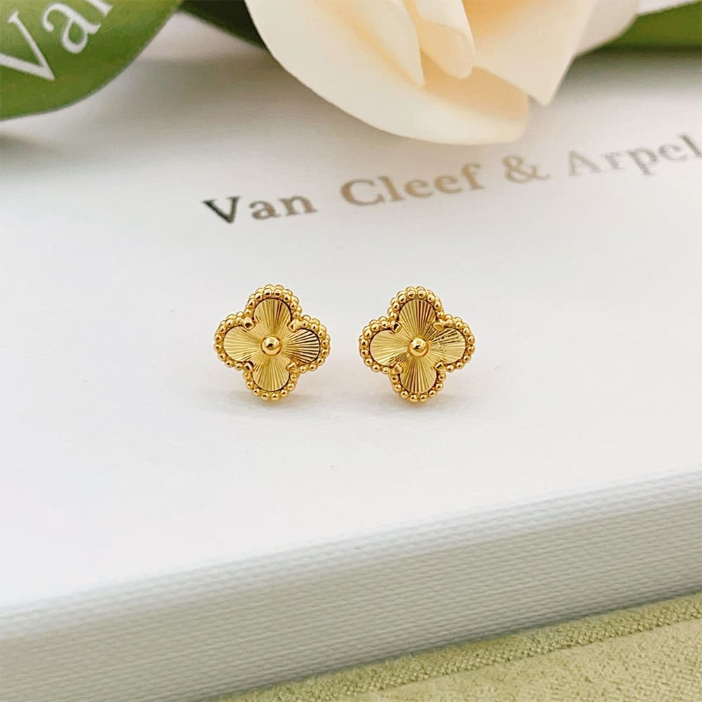VCA Alhambra Earrings