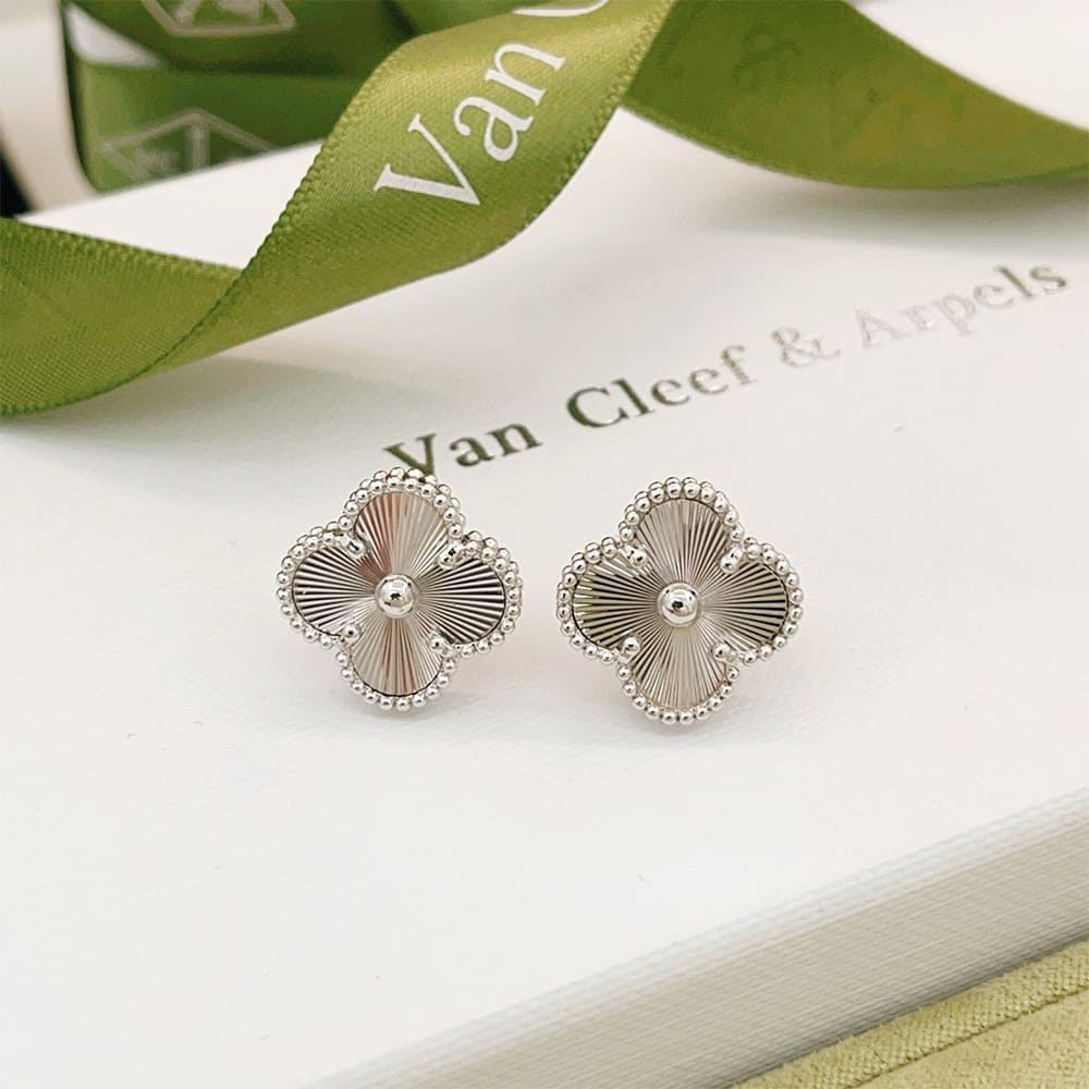 VCA Alhambra Earrings