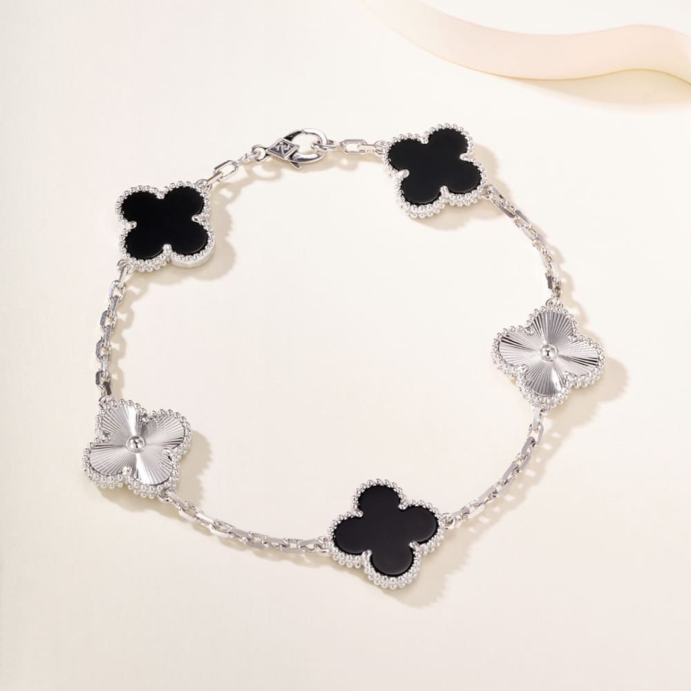 VCA Vintage Alhambra bracelet