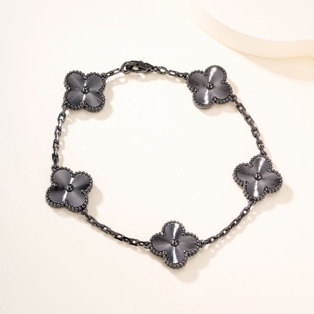 VCA Vintage Alhambra bracelet