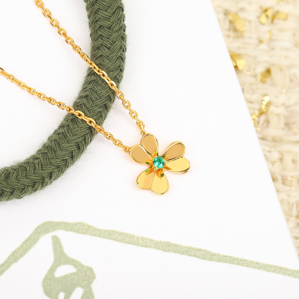 VCA necklace