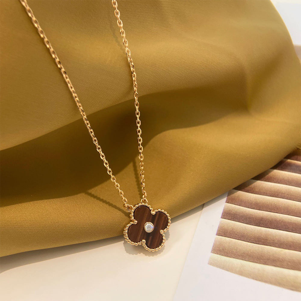 VCA necklace