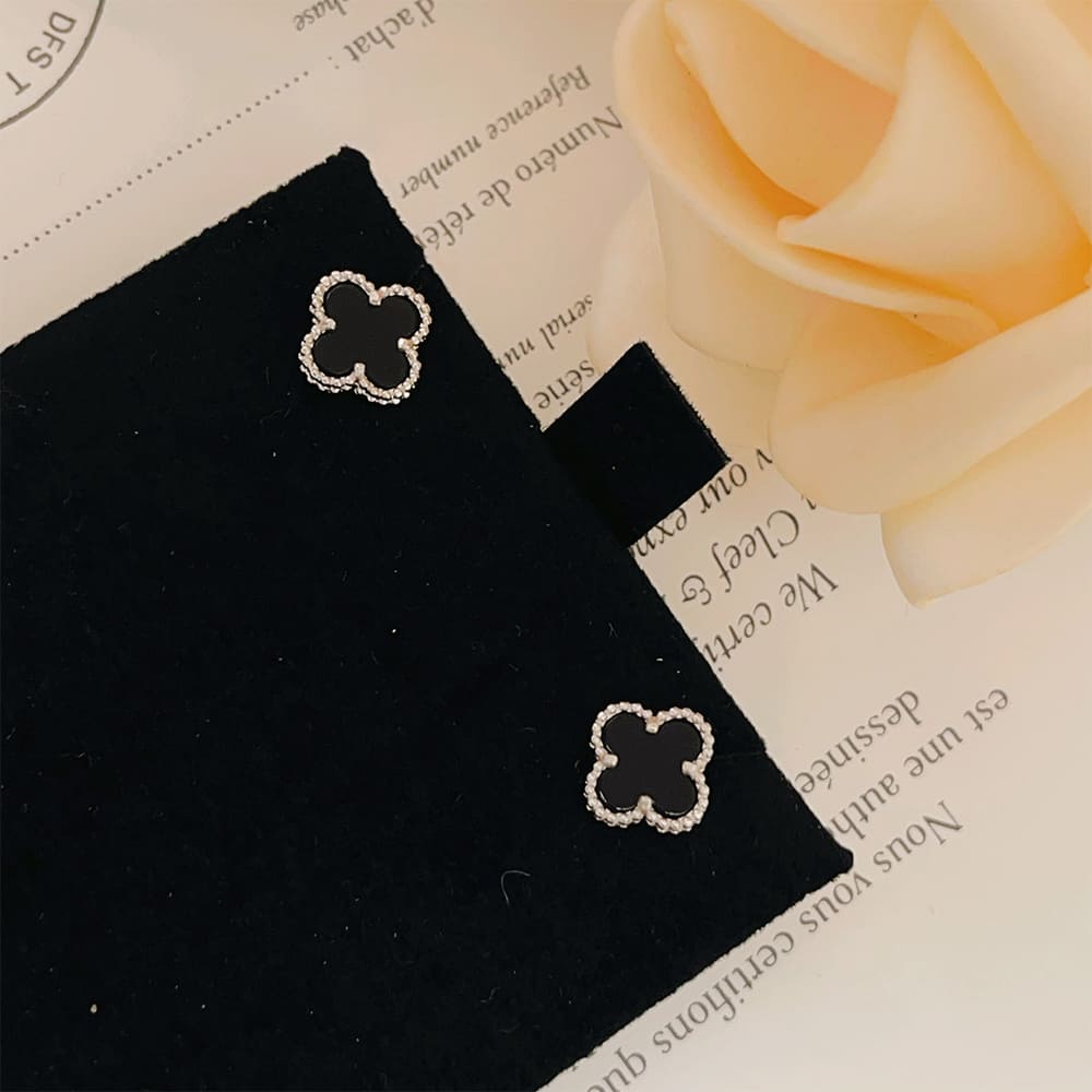 VCA Alhambra Earrings