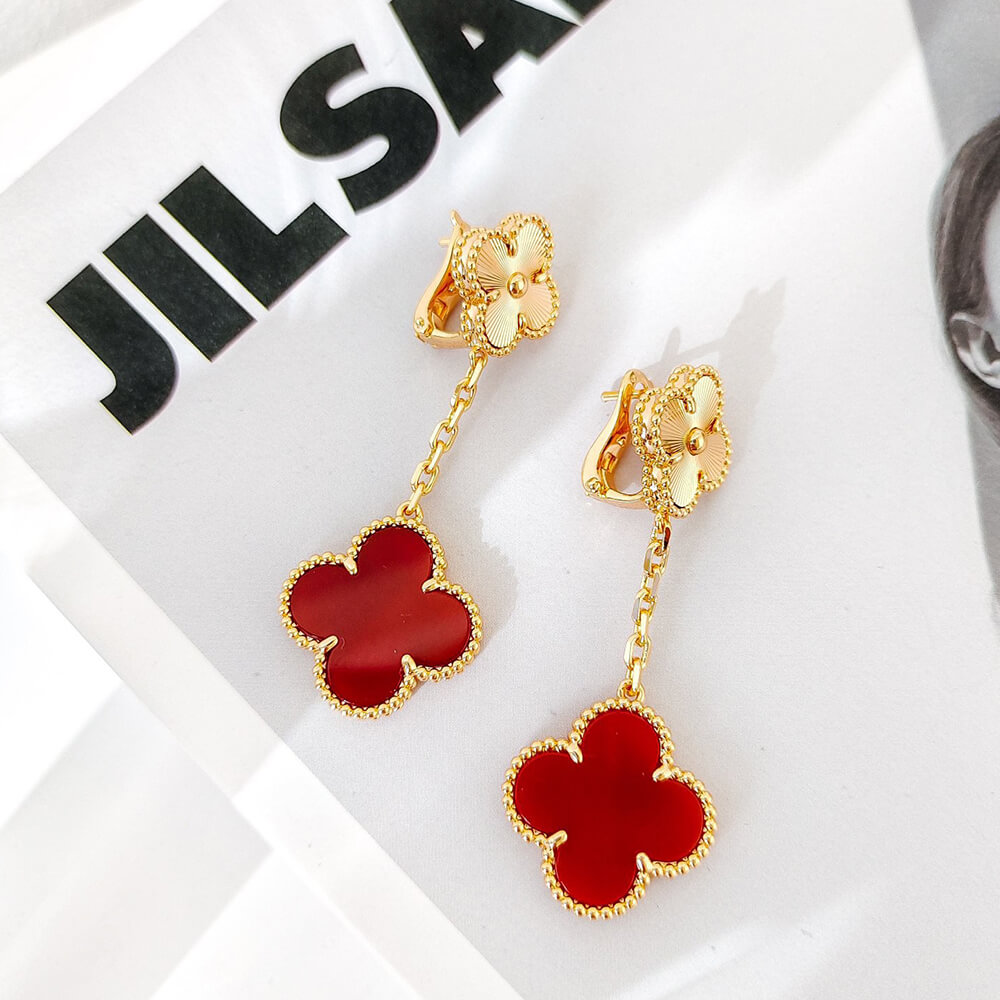 VCA Magic Alhambra EARRINGS